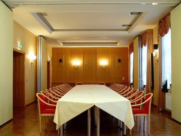 Hotel Stadt Naumburg Экстерьер фото