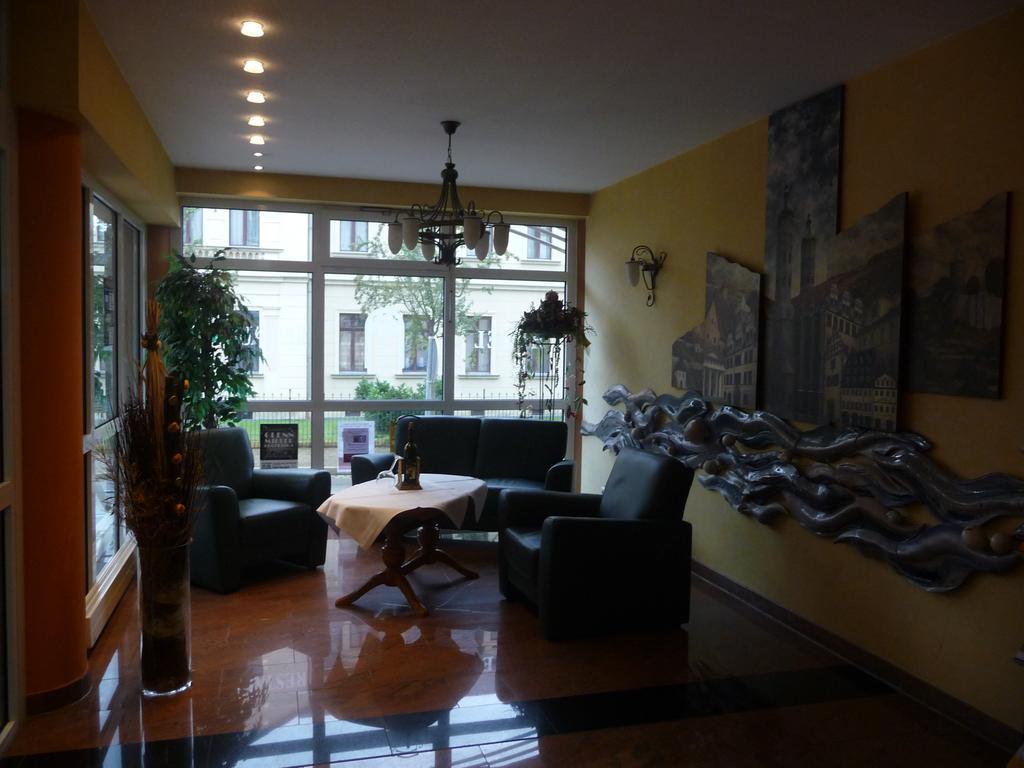 Hotel Stadt Naumburg Экстерьер фото